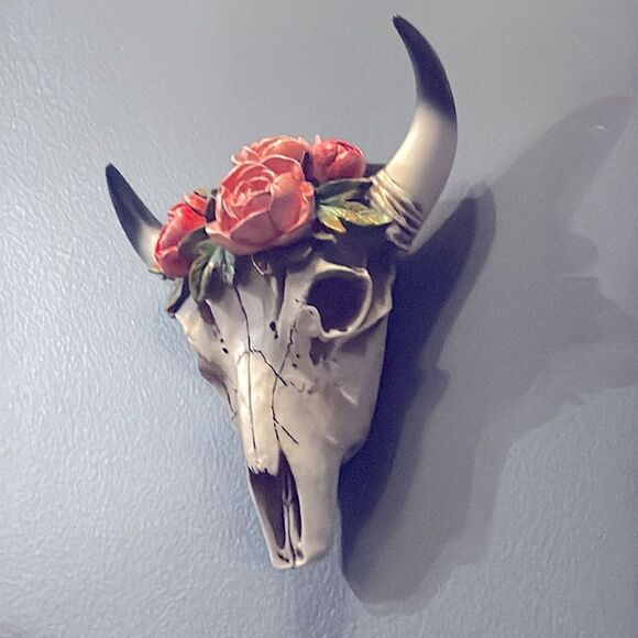 LIKE NEW Boho Steer Head w Flowers Wall Art - Picture 2 of 11